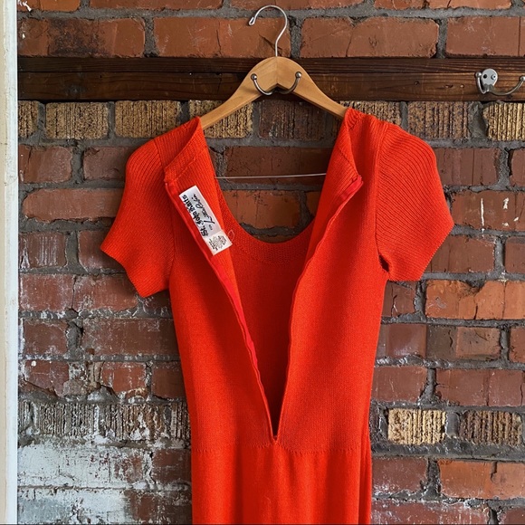 Vintage St. John/Lillie Rubin Knitted Neon/Blood Orange Button-Front Maxi Dress - Picture 8 of 9